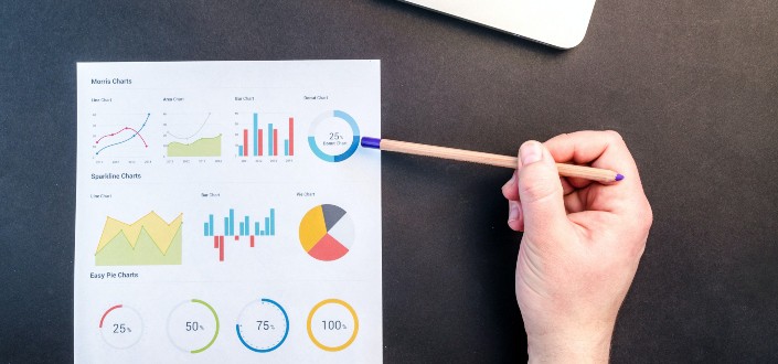 person tracing the Pie Graph Illustration